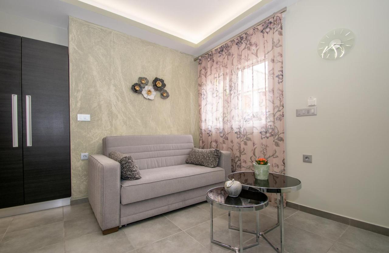 Hypatia Suites Закінф Екстер'єр фото