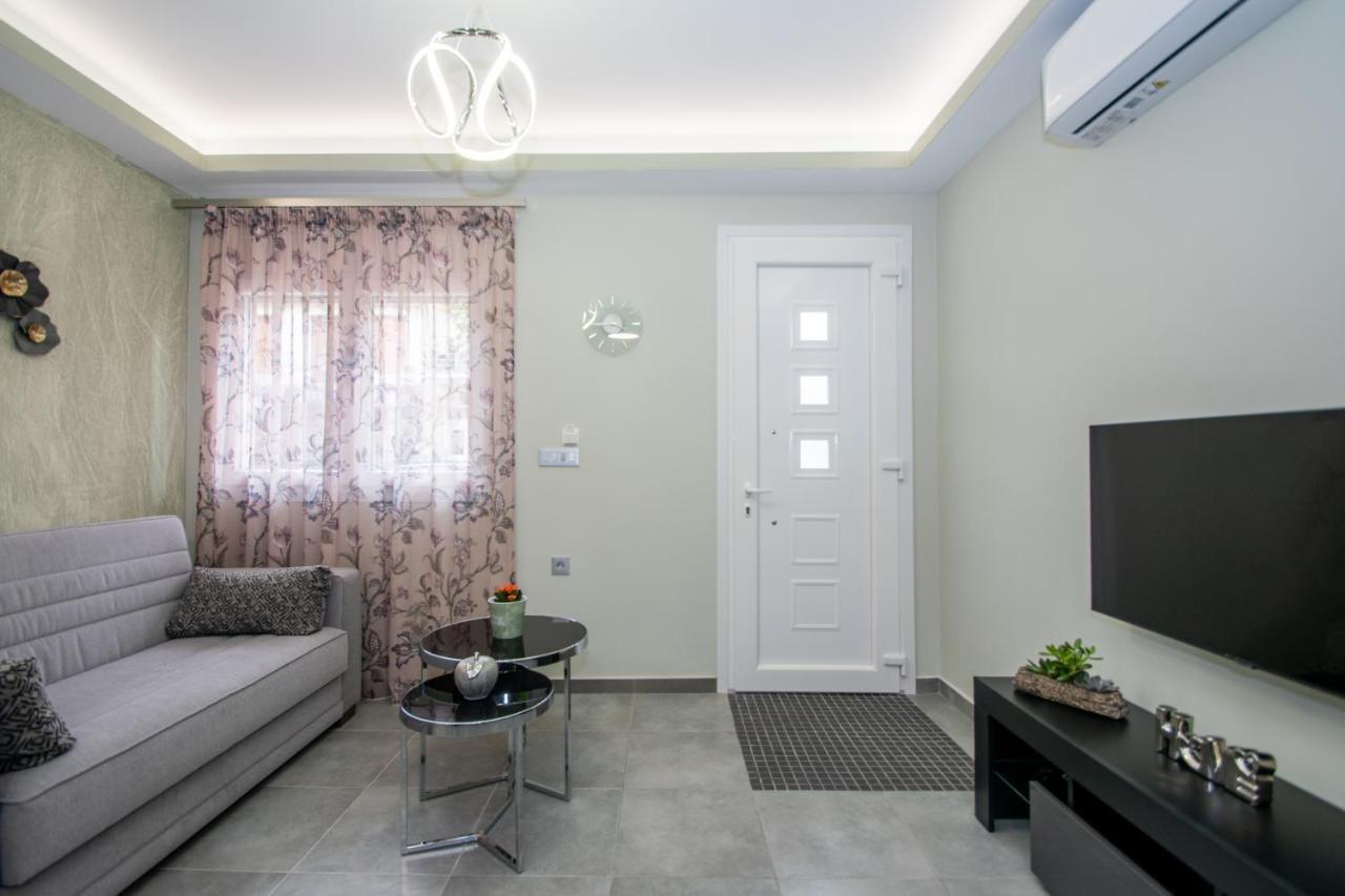 Hypatia Suites Закінф Екстер'єр фото
